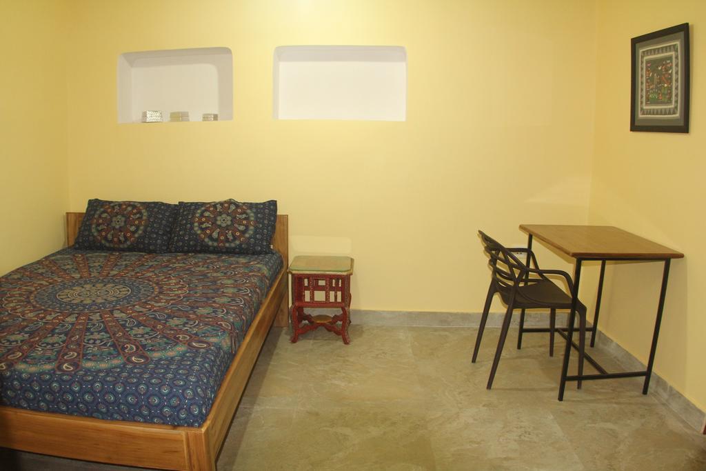 Lotus Paying Guesthouse Варанасі Екстер'єр фото
