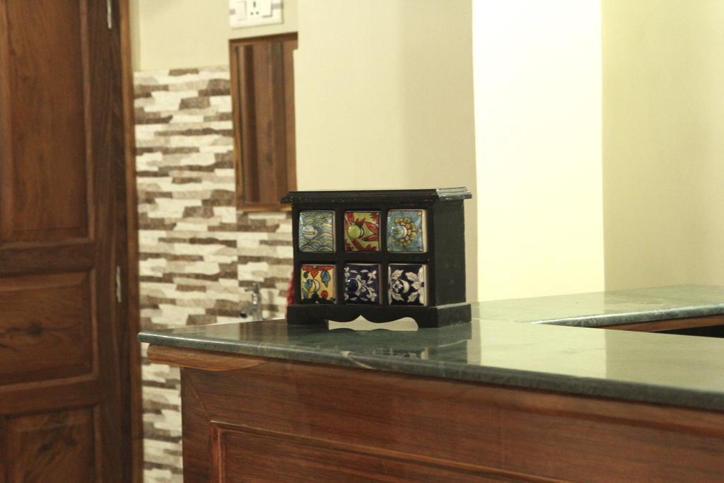 Lotus Paying Guesthouse Варанасі Екстер'єр фото