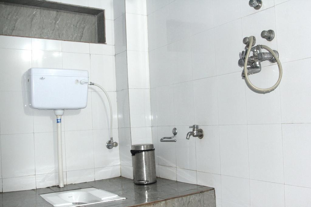 Lotus Paying Guesthouse Варанасі Номер фото